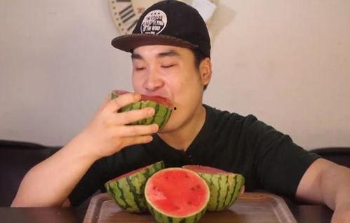 网红在线吃瓜免费网站,带你畅游娱乐资讯海洋